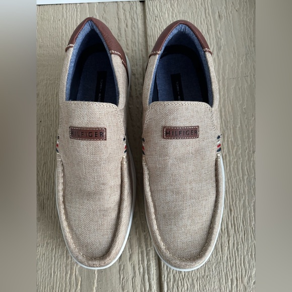 Tommy Hilfiger Men's Tan and Brown Slip-On Loafers - Picture 1 of 16